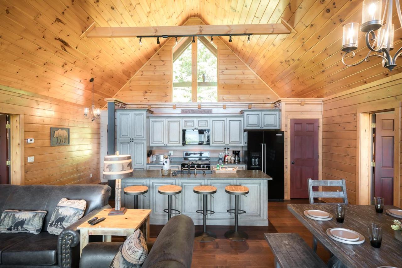 Another Day In Bearadise By Stony Brook Cabins Gatlinburg Exterior photo