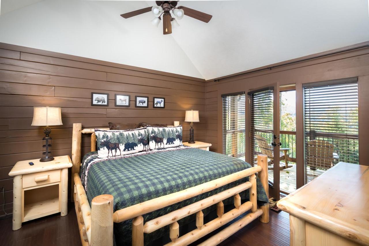 Another Day In Bearadise By Stony Brook Cabins Gatlinburg Exterior photo