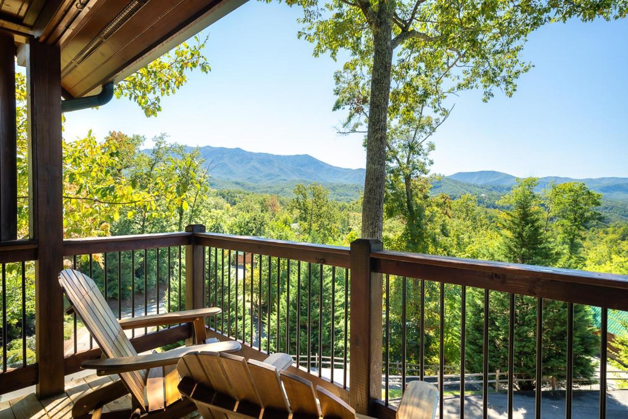 Another Day In Bearadise By Stony Brook Cabins Gatlinburg Exterior photo